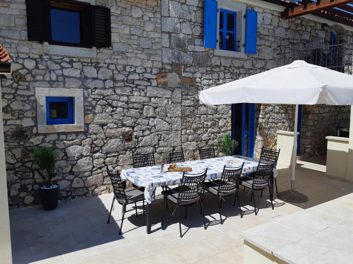 Villa La Felice โปเรช ภายนอก รูปภาพ